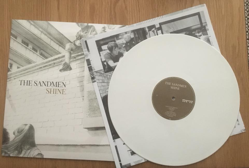 Shine LP - P&aring; hvid vinyl